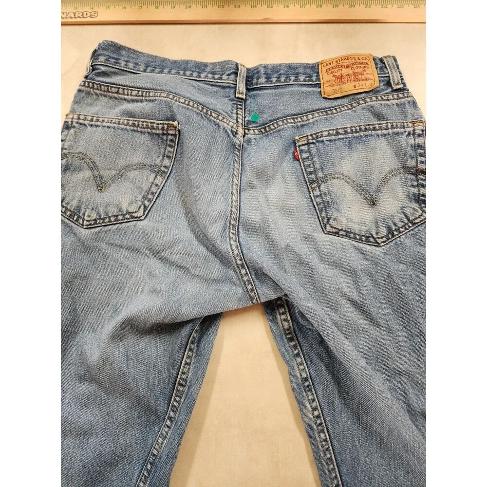 Levis levi 550